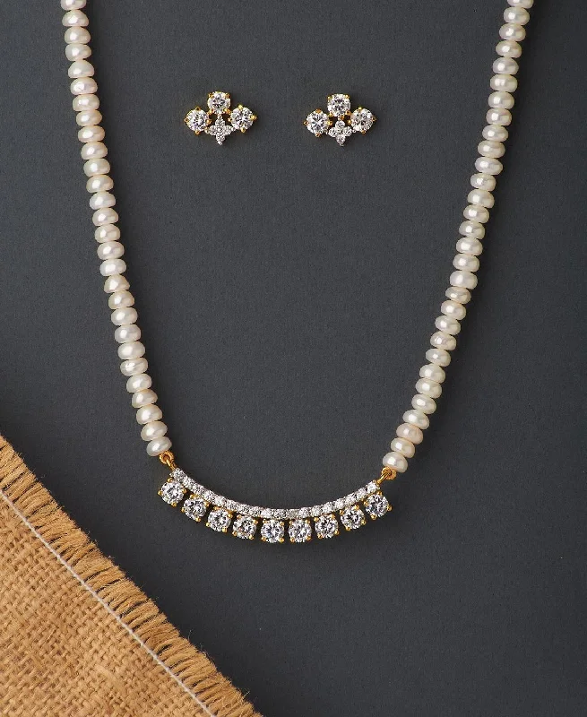 Crystal pendants on necklaces for unique and captivating jewelry choices -Beautiful Real Pearl Necklace Set