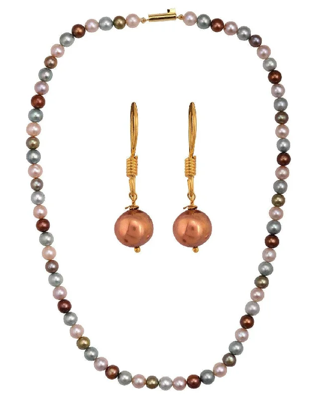 Gold necklaces and pendants with intricate detailing for a luxurious look -Elegant Pearl Necklace Set