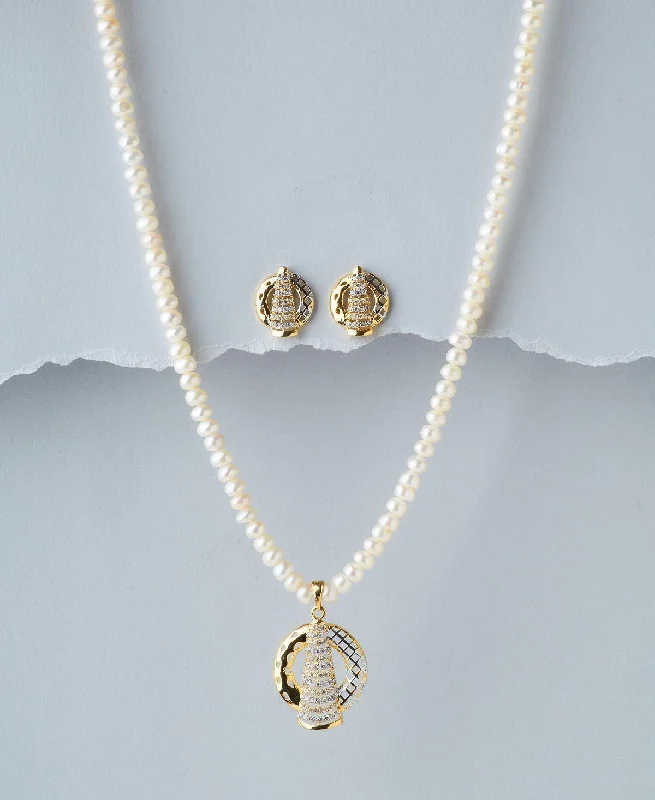 Pearl necklaces and pendants with elegant designs for a refined and timeless look -Elegant Pearl Necklace Set