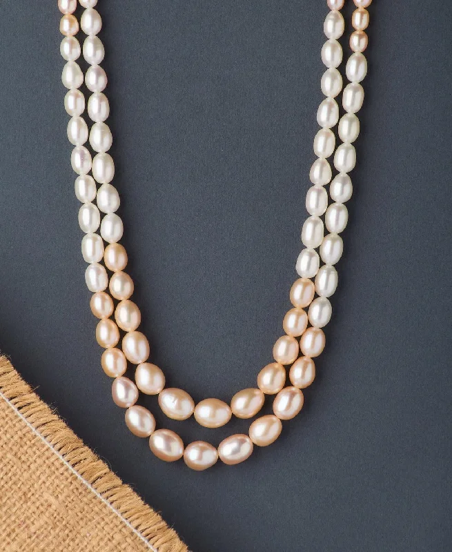 Minimalist necklaces and pendants with sleek, modern designs for everyday wear -Fashionable Pink&White Pearl Necklace