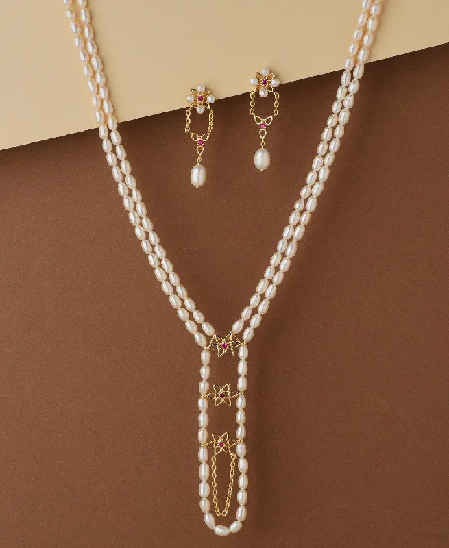 Heart-shaped necklaces and pendants with romantic designs for a thoughtful gift -Floral Real Pearl Necklace Set