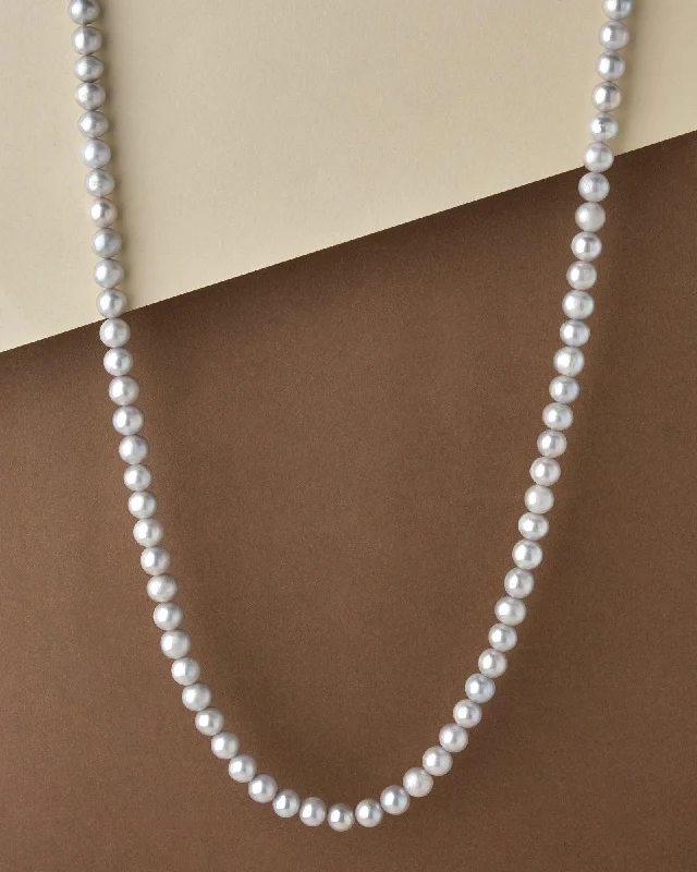 Elegant necklaces and pendants with delicate designs for daily wear -Elegant Grey Pearl Necklace