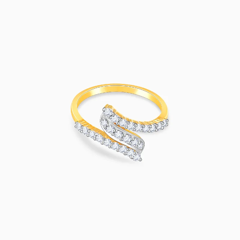 Natural stone rings for raw earthy appeal -Gold Calm Cascade Diamond Ring