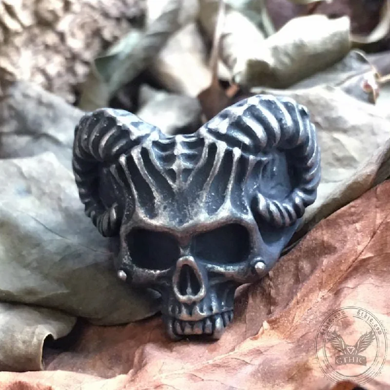 Rings featuring stretch bands for easy sizing -Horned Devil Stainless Steel Skull Ring