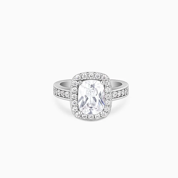 Rings perfect for trips with light design -Silver Classic Solitaire Ring