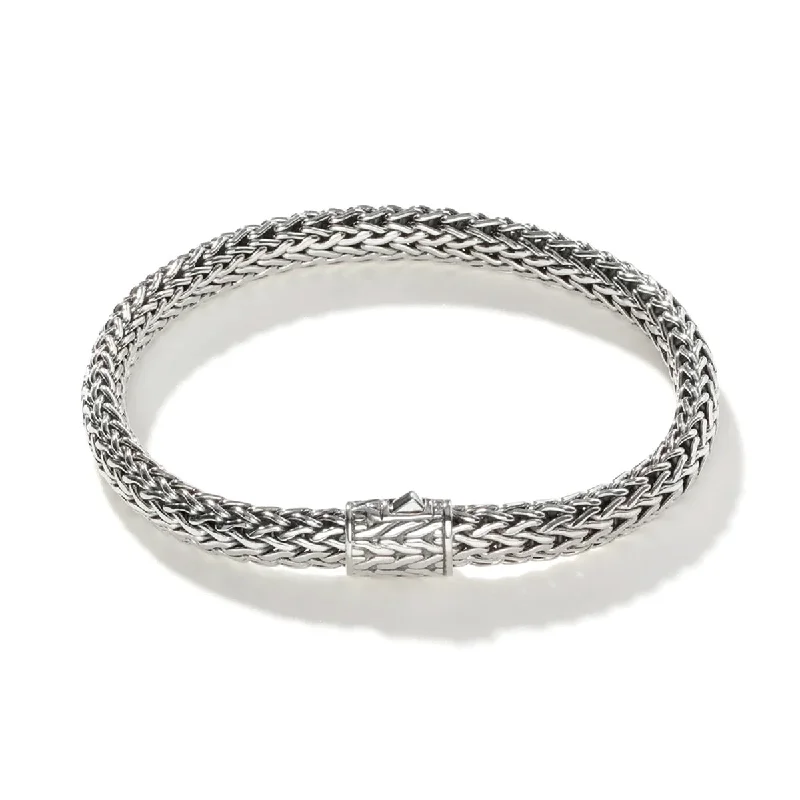 Simple bracelets and bangles for everyday subtle shine -John Hardy Icon Classic Bracelet